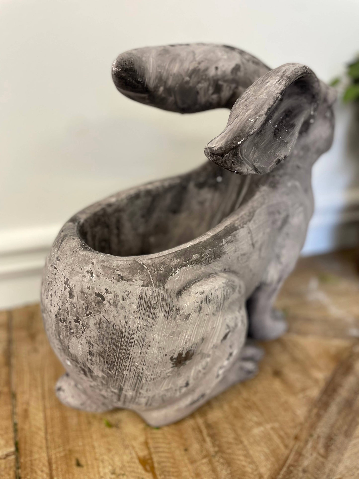 RESIN RABBIT PLANTER - LARGE