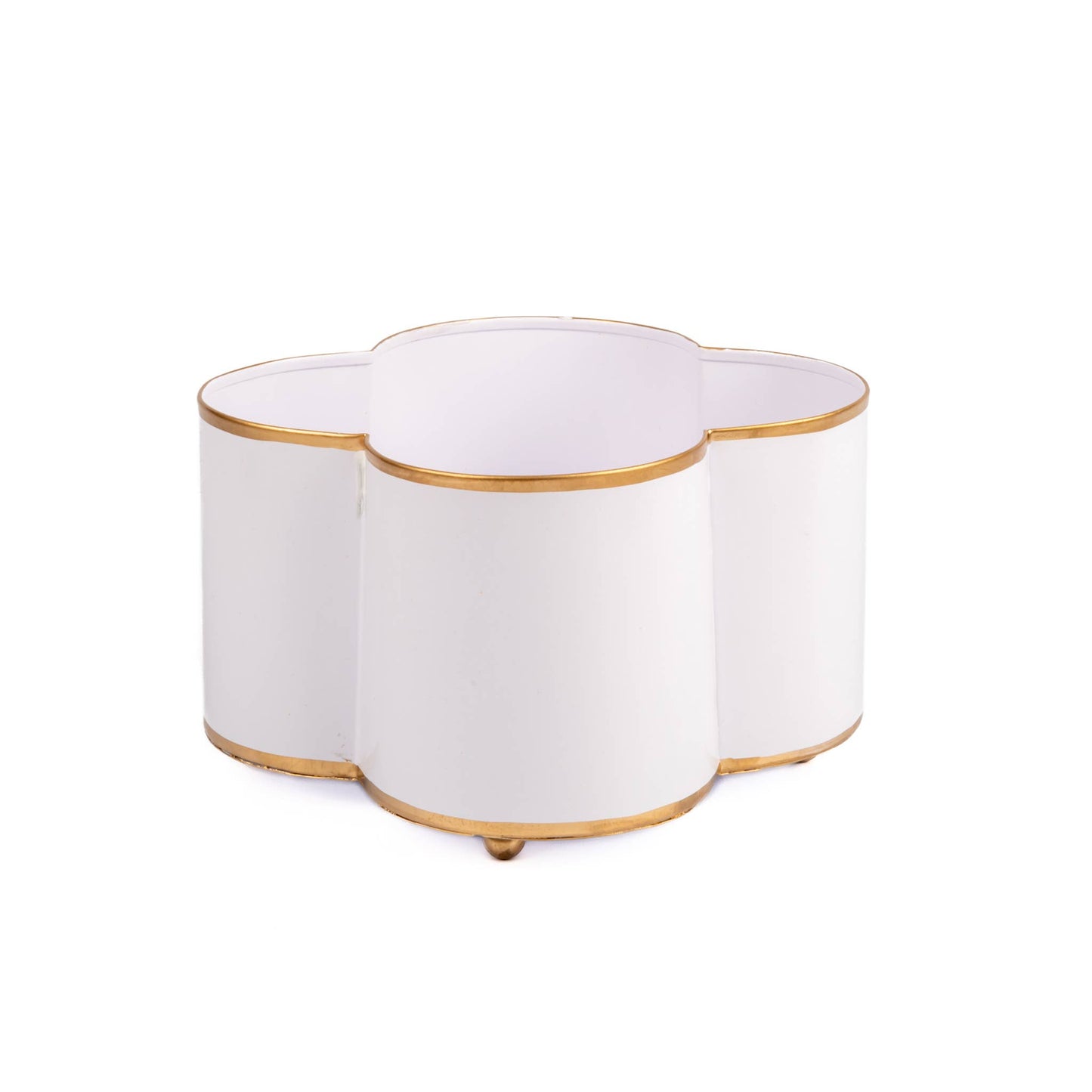 Mattie Quatrefoil Cachepot Planter: White / 4 x 9