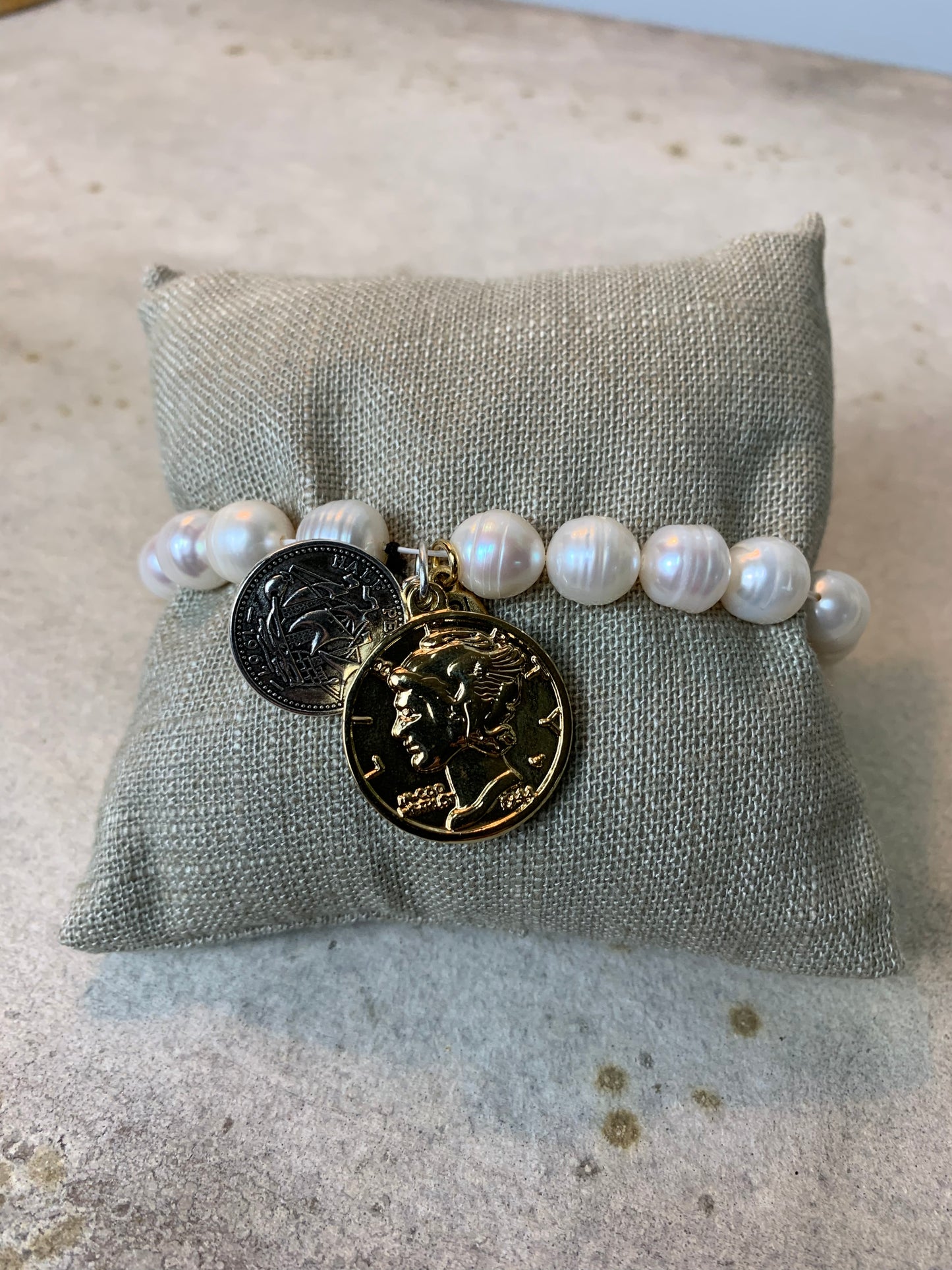 Creed Freshwater Pearl Bracelet