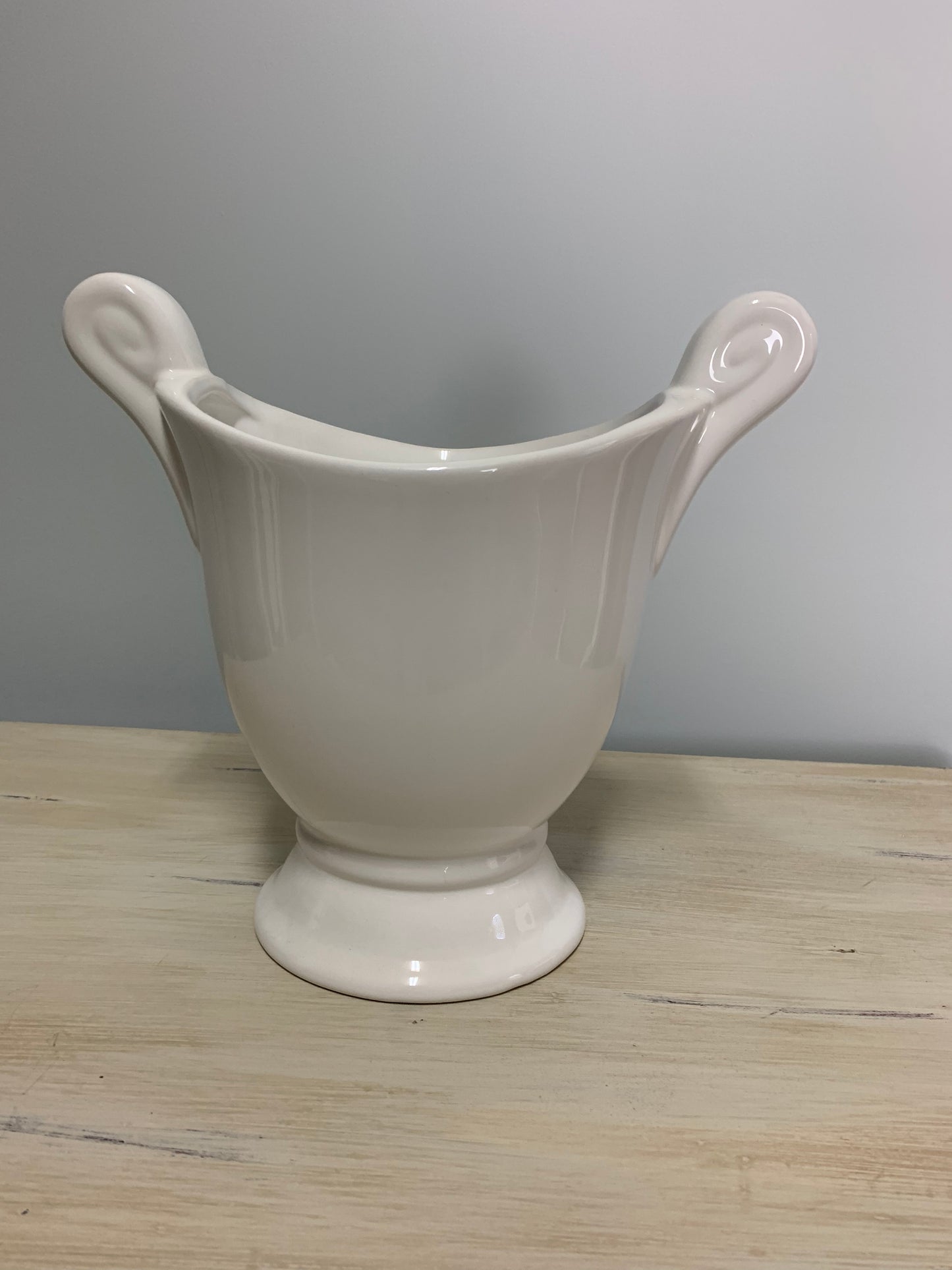 White Cachepot, Large