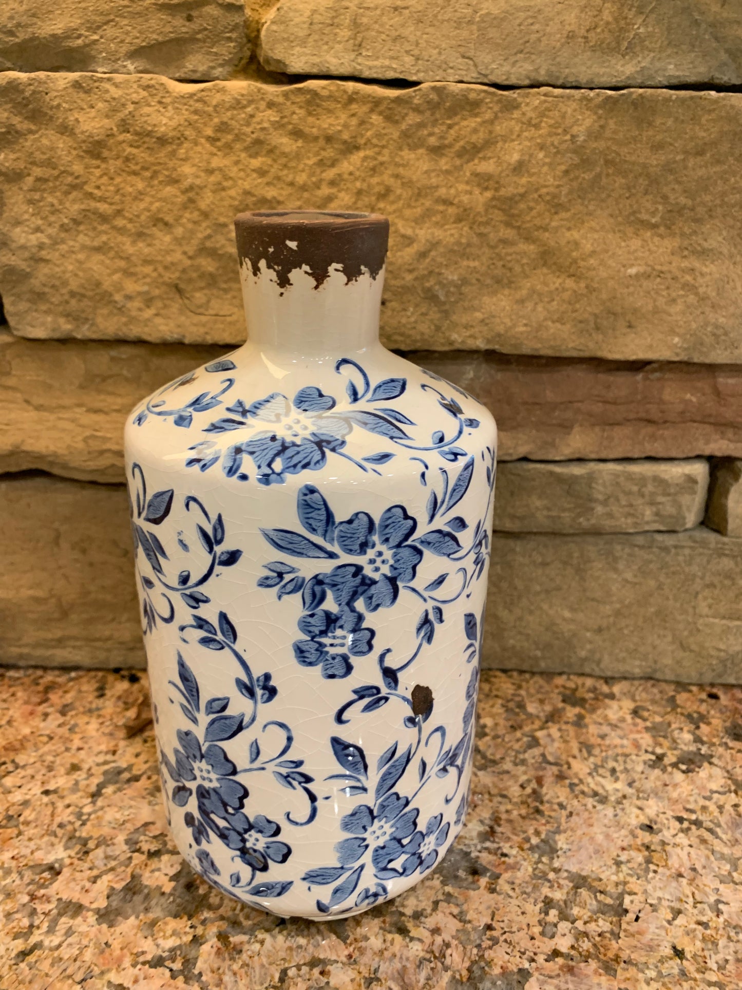 Blue and white vase, Large