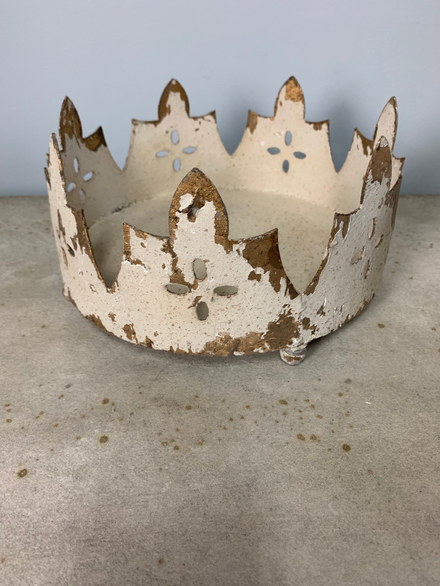 Distressed Ivory and Gold Crown Tray, Medium