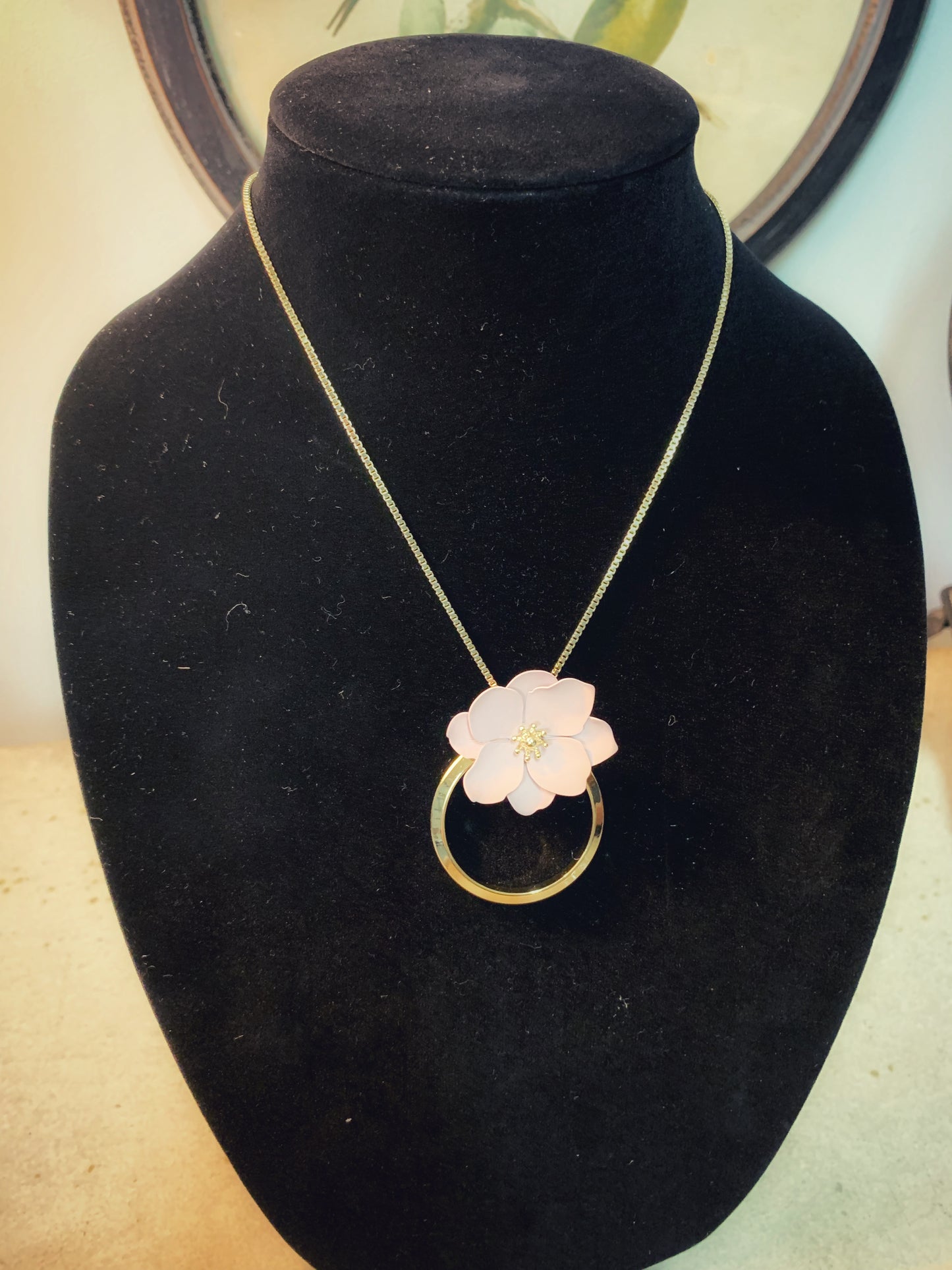 Painted Metal Flower Necklace in White