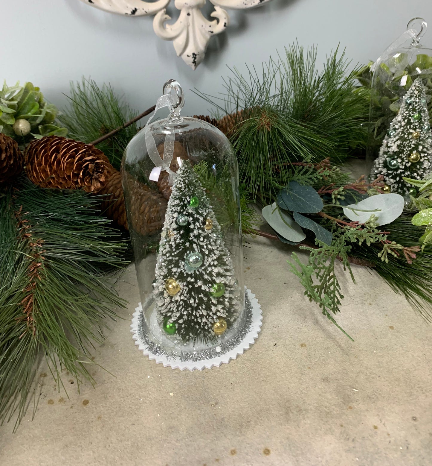 Tree Ornament in Glass Dome